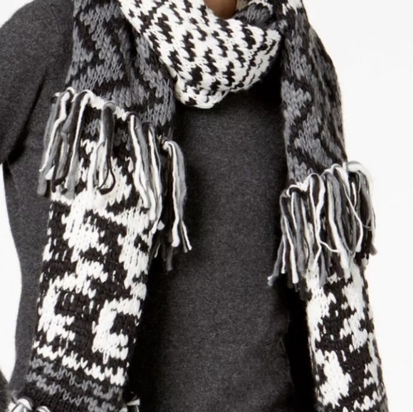 unbranded Accessories - Nwot-Women's Winter wrap/shawl